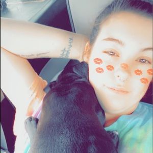 Meet your Posher, Ashley